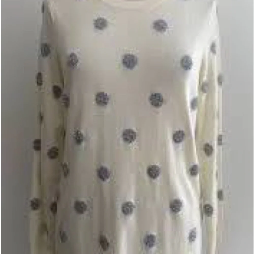 EUC Talbots Cream Sweater with Silver,Shiny Polka Dot w/Long Sleeves Scoop Neck - Picture 8 of 11